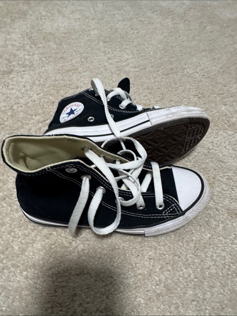 Converse Kids Black and White High-Top Canvas Sneakers. Used. Size 1Y